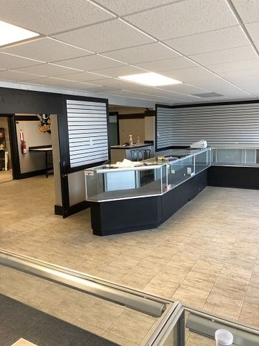 Free Standing Retail Building for Sale: 7103 Clinton Hwy, Powell, TN 37849